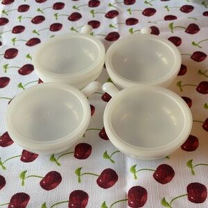 Set of 4 White Glasbake Dishes with Plastic Lids.